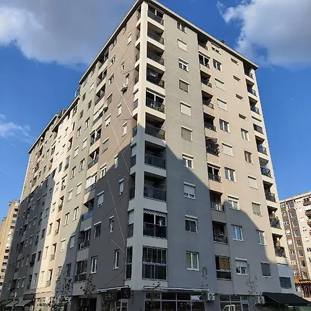 Apartment Luxor *